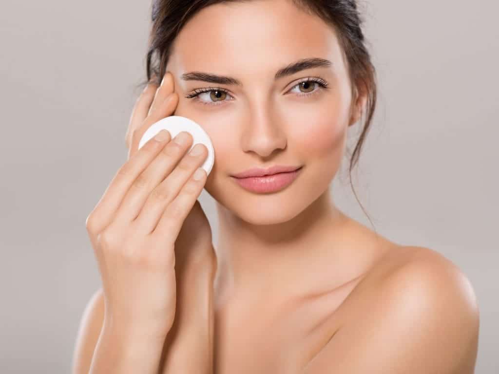 Nước Cân Bằng Là Gì? Cách Sử Dụng Hiệu Quả