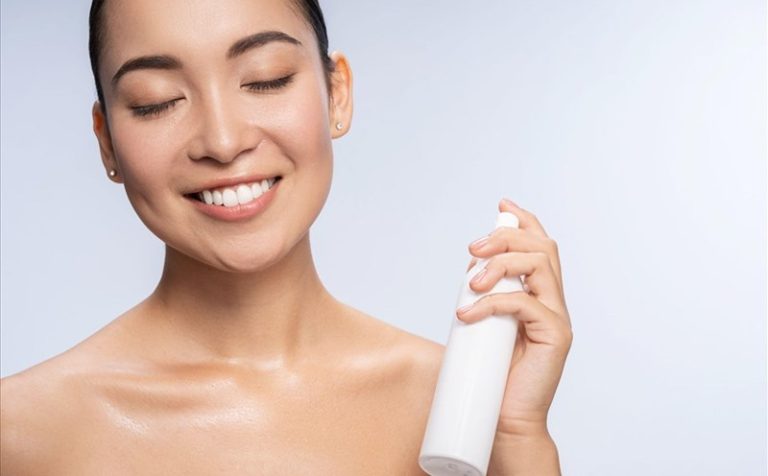 Xịt Khoáng Trước Hay Sau Toner